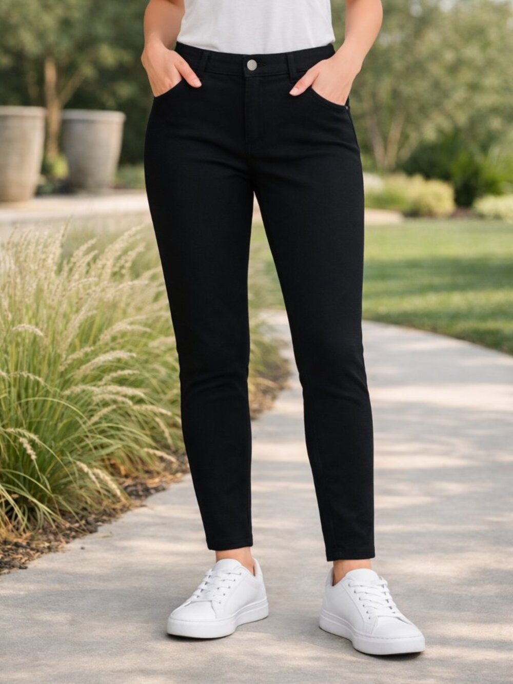 New Halara Durable Water Repellent Thermal High Waisted Hiking Pants Black Med